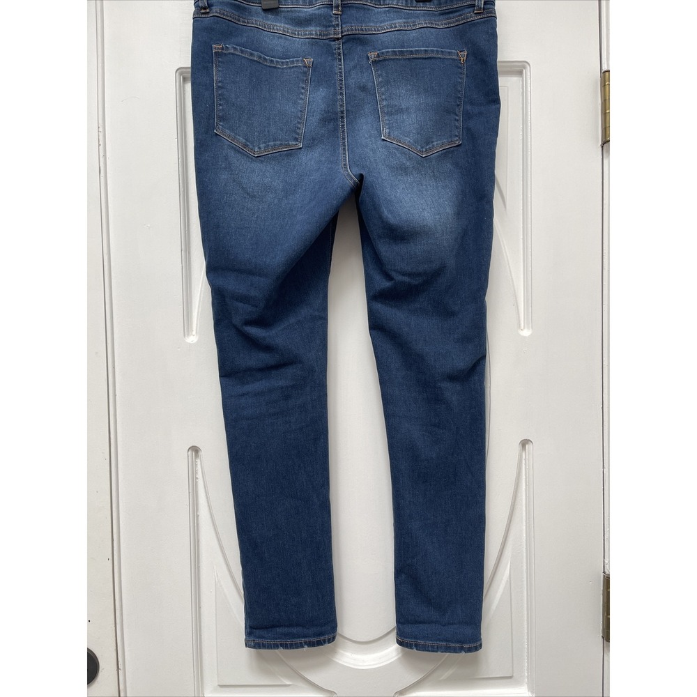 Signature Studio Jeans 16 Womens Regular Size Blue Denim Distressed Dark - Picture 4 of 6